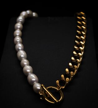 'Dakila' Distinguished Bold Pearls Necklace, 2 of 12
