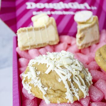 The White Chocolate Deluxe Cookie And Cookie Pie Gift Box, 10 of 12