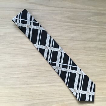 Liberty Tie/Pocket Square/Cuff Link In Black, 3 of 6