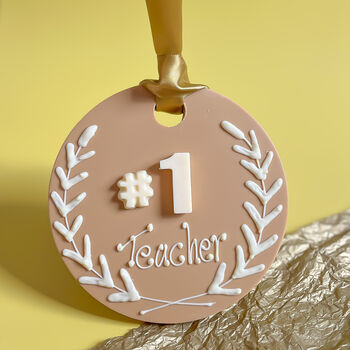 Blonde Chocolate Pistachio Medal, 5 of 6