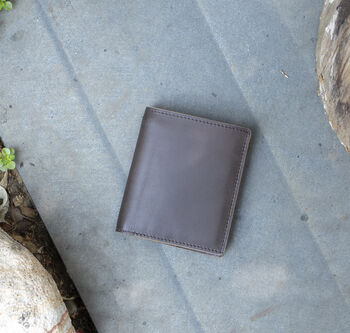 Men's Luxury Brown Leather Wallet Card Holder Rfid Safe Personalised, 2 of 7