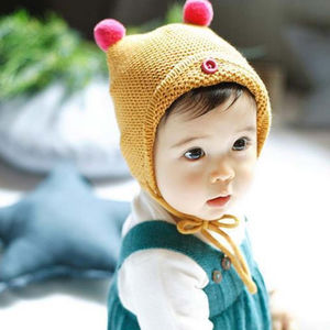 baby beanie with pom pom