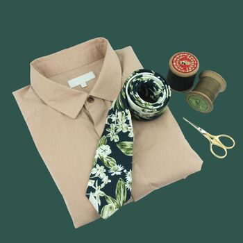Tokoriki Green Floral Tie, 4 of 6