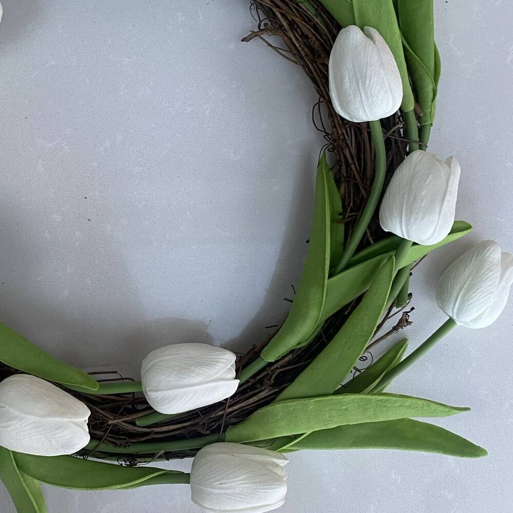 Vine Tulip Wreath By Wreath & Twine