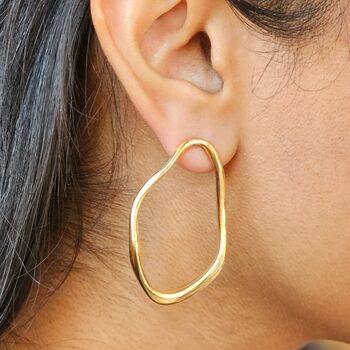 Organic Shaped Hoops Gold, 7 of 9