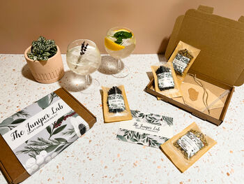 Make Your Own Gin Kit With Two Blends, 2 of 4