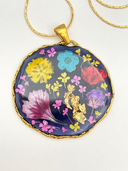 Vintage Pendant Necklace With Real Flowers In Black Lacquer, 5 of 12