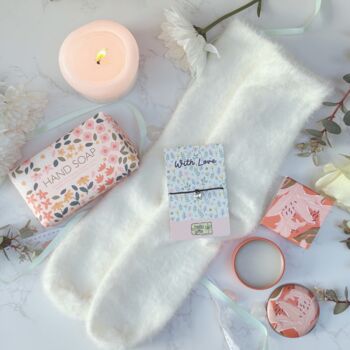 With Love – A Cosy Gift Box For Her – Socks, Soap, Lip Balm And Bracelet Gift Set – Ideal For Birthday, Thanks Or Just Because, 2 of 7