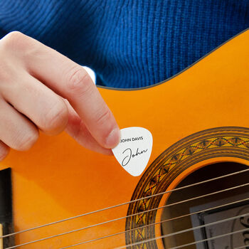 Personalised Name And Signature Guitar Pick Keyring, 4 of 10