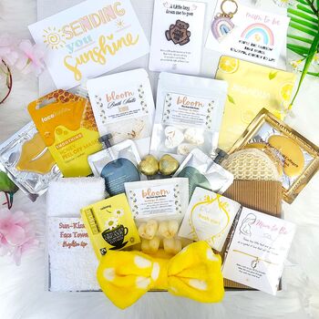 Ultimate Pregnancy Care Summer Treats Spa Gift Box, 3 of 10