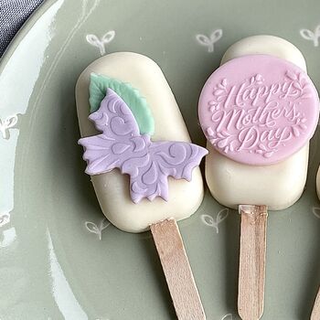 Personalised Mother's Day Trio Of Cakesicles, 4 of 8