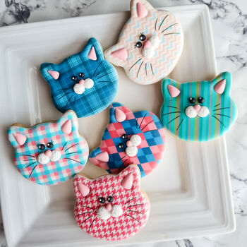 Cat Lover Biscuits Gift Box Fashion Edition, 5 of 10
