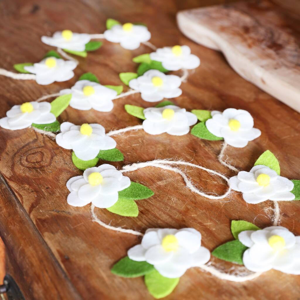 Felt Daisy Chain Garland By Lisa Angel