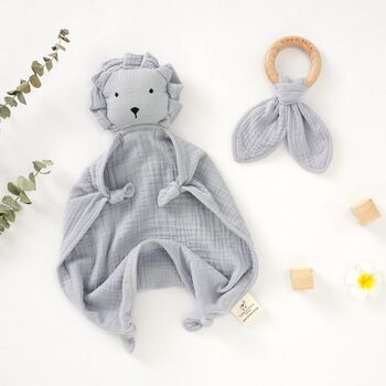 Organic Baby Lion Comforter With Teether And Bag, 5 of 9
