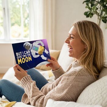 'Give You The Moon' Singing And Shaking Cheeky Love Card, 7 of 11