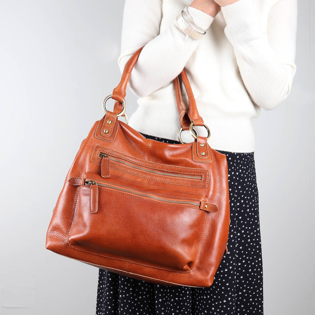 leather shoulder bag with outside pockets