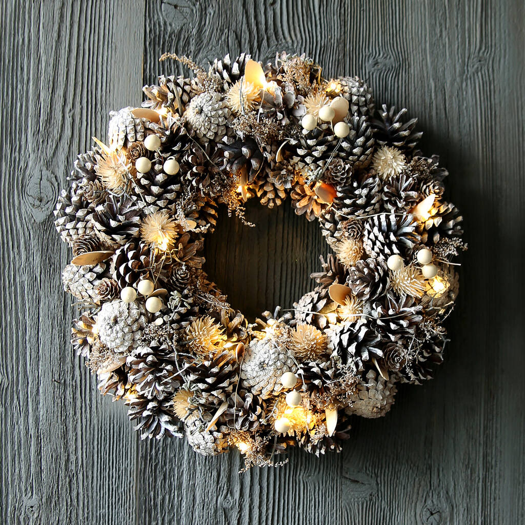 Woodland Flowers And Berries LED Wreath