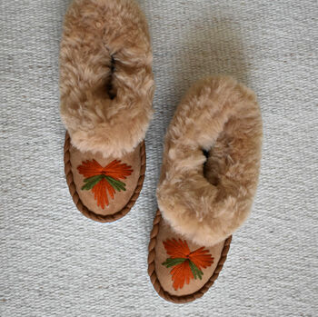 Women's Sheepskin Moccasin Slippers Linzie, 7 of 8