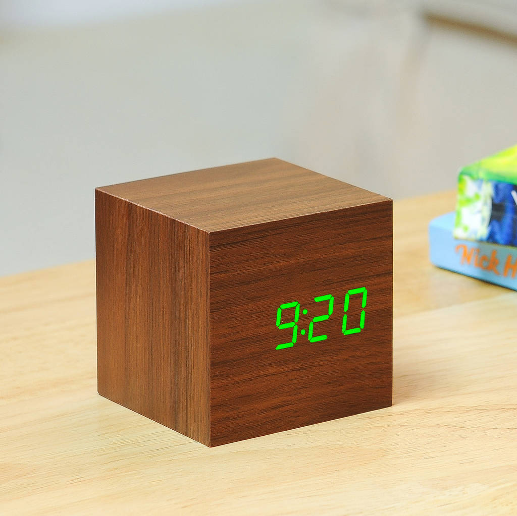 cube click clock by gingko