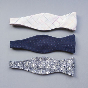 Umi Japanese Wave Bow Tie, 3 of 3