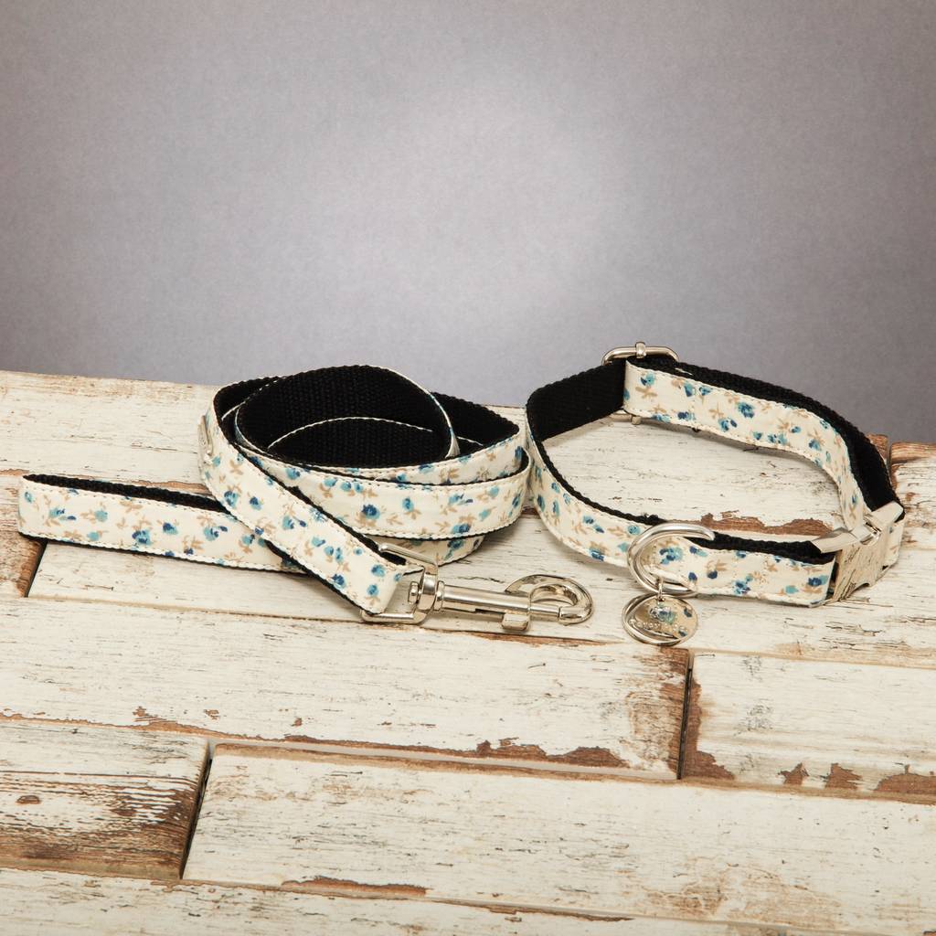 the stamford cream and blue floral dog collar lead set by percy and co