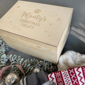 Personalised Dog Luxury Pine Christmas Treat Box, 3 of 12