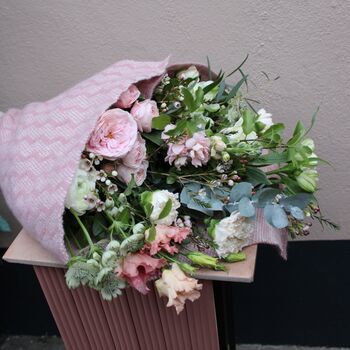 Strawberry Kisses Fresh Flower Valentine's Wrap, 2 of 6