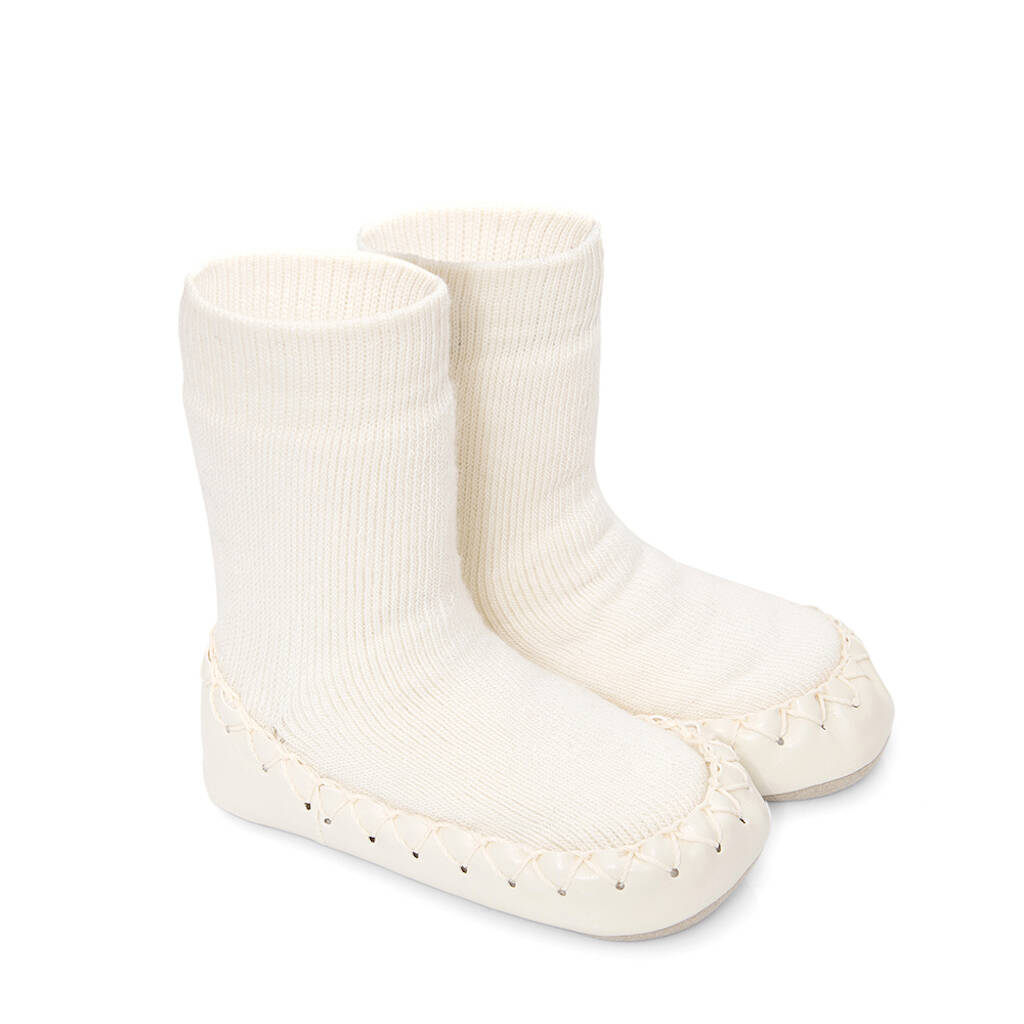 Cream Slippers For Babies And Toddlers