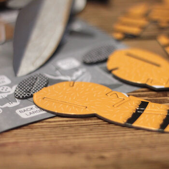 Build Your Own Honey Bee, 9 of 12