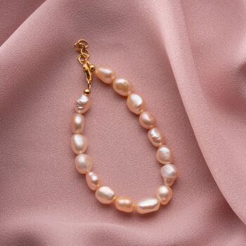 'Modern Elegance' Pink Baroque Pearl Bracelet, 2 of 9