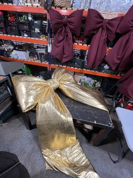 Gold Giant Bow, 3 of 3