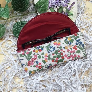 Liberty Soft Glasses Case With Magnetic Closure Bright Floral, 6 of 7