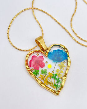 Real Blue Red Yellow Flowers Heart Pendant Necklace Hand Made, 2 of 9