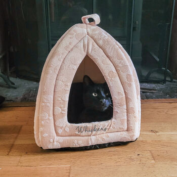 Personalised Pyramid Pet Bed, 2 of 3