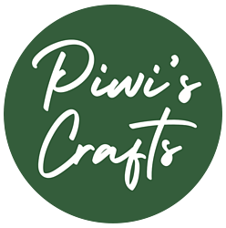 the words piwis crafts on a green background