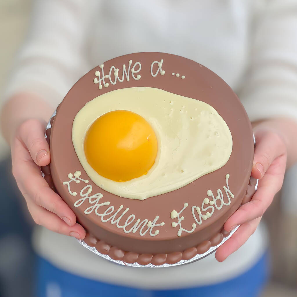 Cream Egg Cake ⋆ Sugar, Spice and Glitter