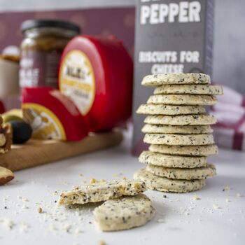 Ale Inspired Cheese Gift Box, 3 of 10