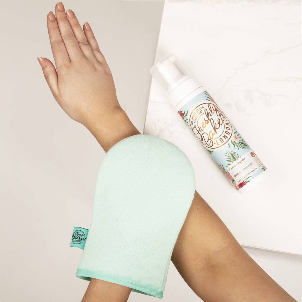 Original Baby Powder Scented Self Tan Mousse By Freshly Baked London®