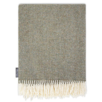 Luxury 100% Shetland Wool Herringbone Blanket Green, 2 of 3