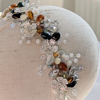 Golden Solace Crown, 10 of 11