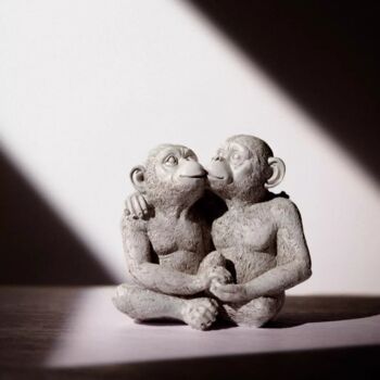 Garden Ornament Kissing Monkey Resin Chimp Stone Effect, 5 of 12