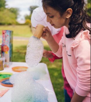 Dr Zigs Eco Bubble Painting Kit, 5 of 9