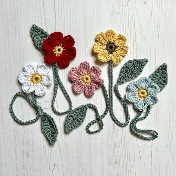 Crochet Daisy Bookmark For Teachers, 3 of 4