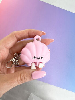 Satisfying Seashell Clicker Keyring And Tactile Charm, 2 of 4