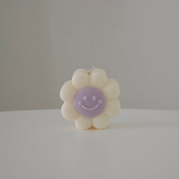 Smiley Flower Candle, 4 of 8