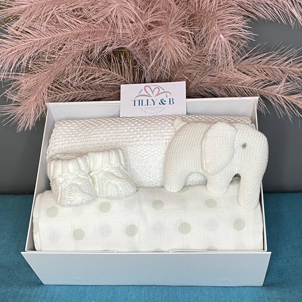 Neutral Baby Gift Keepsake Box Perfect Baby Shower Gift, 1 of 2