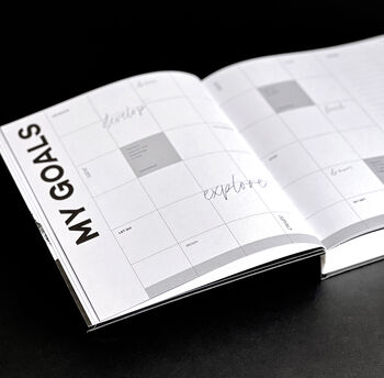 Corporate Gifting Hello Time Planner, 10 of 12