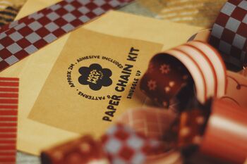 Snuggle Up | Paper Chain Kit, 5 of 10