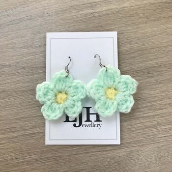 Crochet Daisy Flower Earrings, 4 of 11