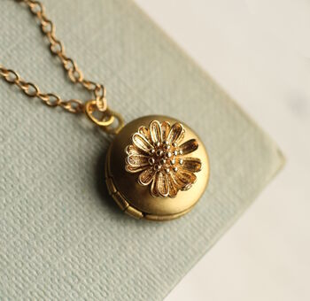 Gold Daisy Flower Tiny Locket, 2 of 8